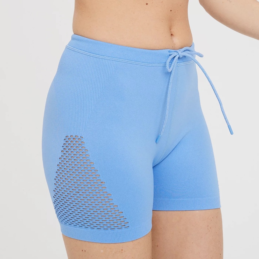 OFFLINE aerie size medium Women's Blue Knit Shorts bike shorts workout